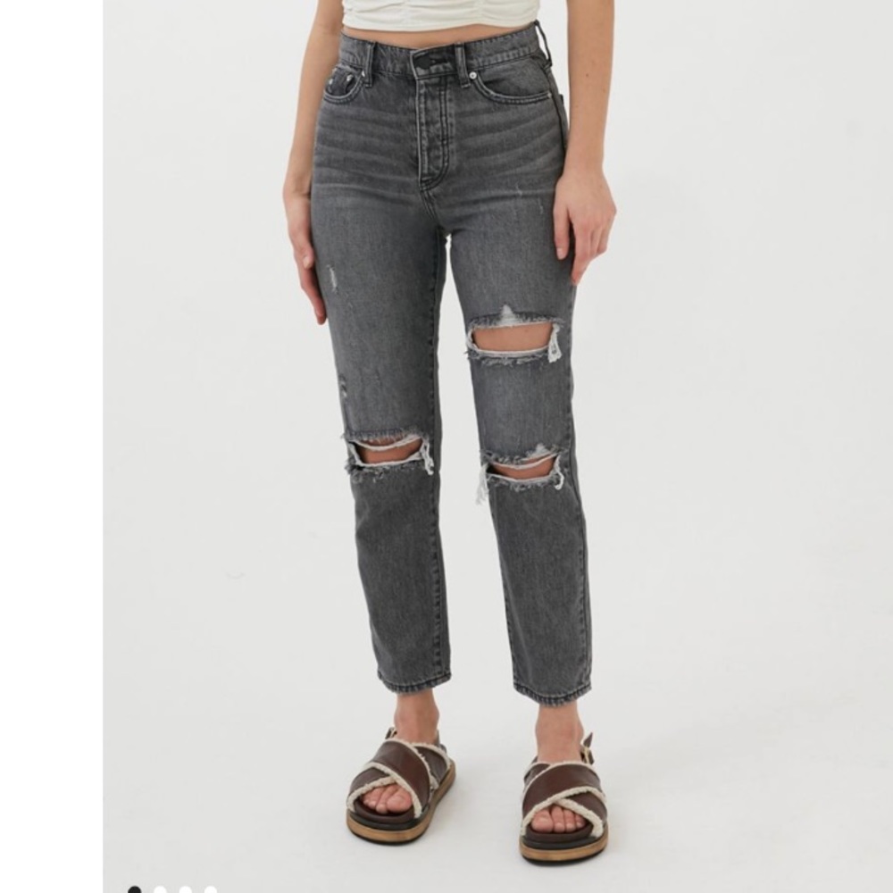 BDG Mom High Rise Jean 27W
